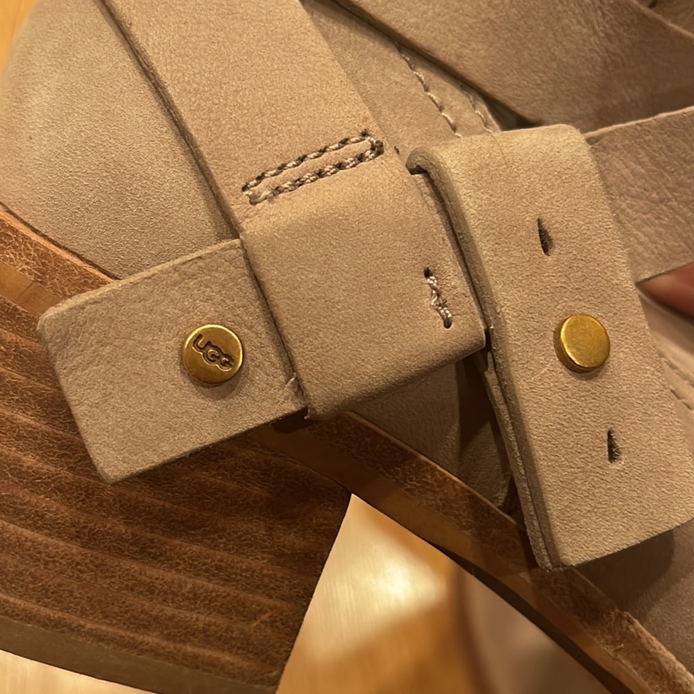 Ugg elora boots - Picture 9 of 14